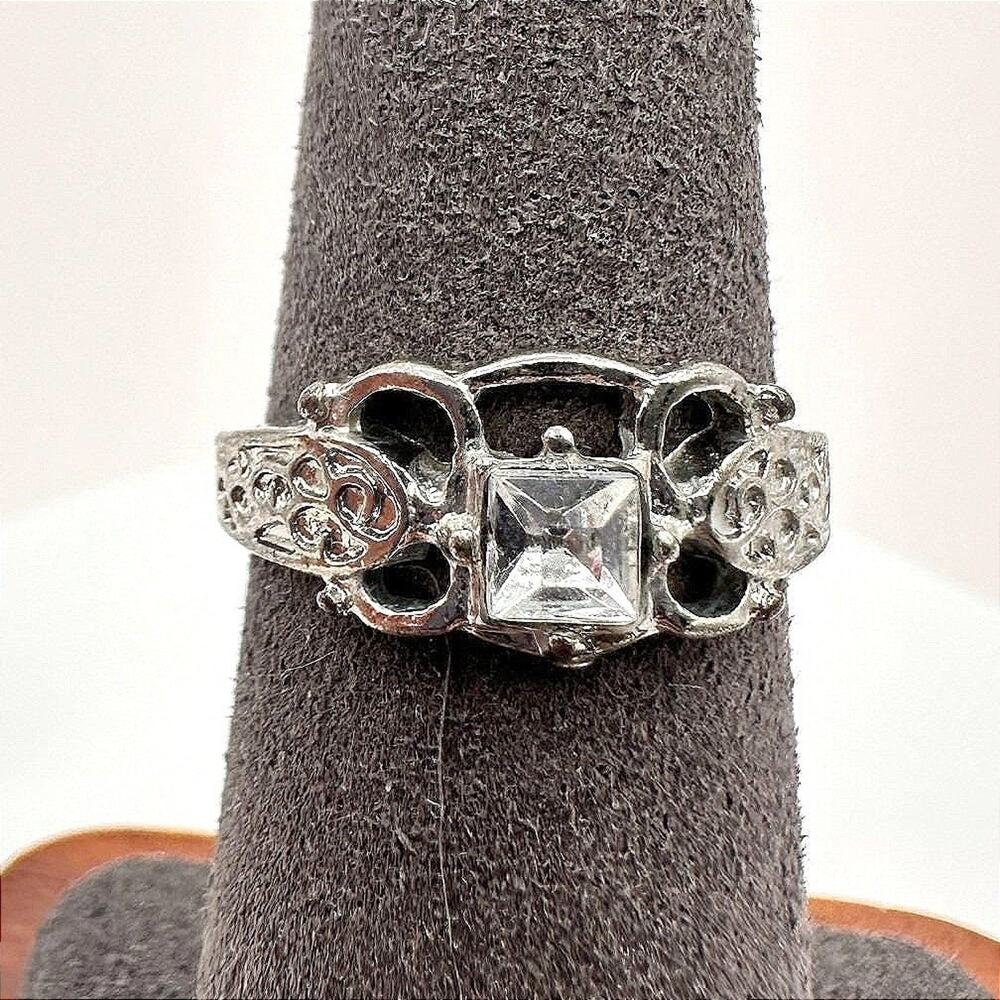 Vintage 90s Silver Tone Princess Cut Clear Glass Filigree Ring Size 6 Y2K Art